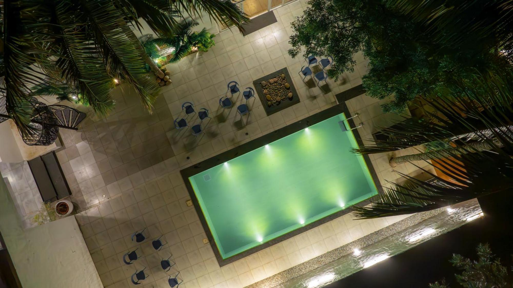 Отель Happy Retreats - Kai Chik Ballapur Экстерьер фото